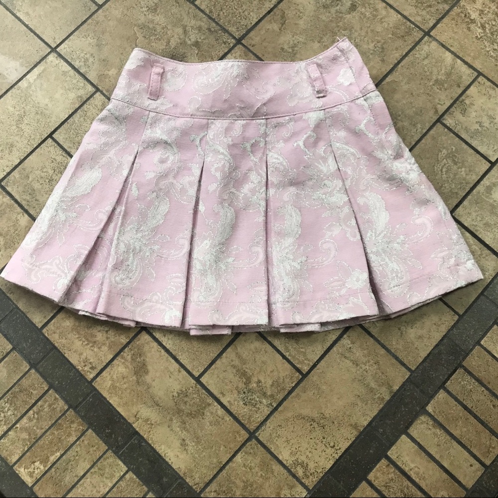 Mary-Kate and Ashley Pleated Pink Skirt w/Silver